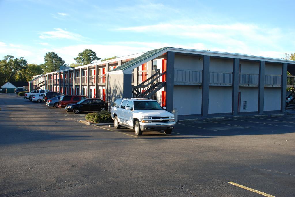 Econo Lodge - Oxmoor Birmingham Buitenkant foto
